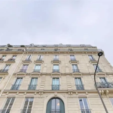 Mezzanine Au Coeur De Batignolles